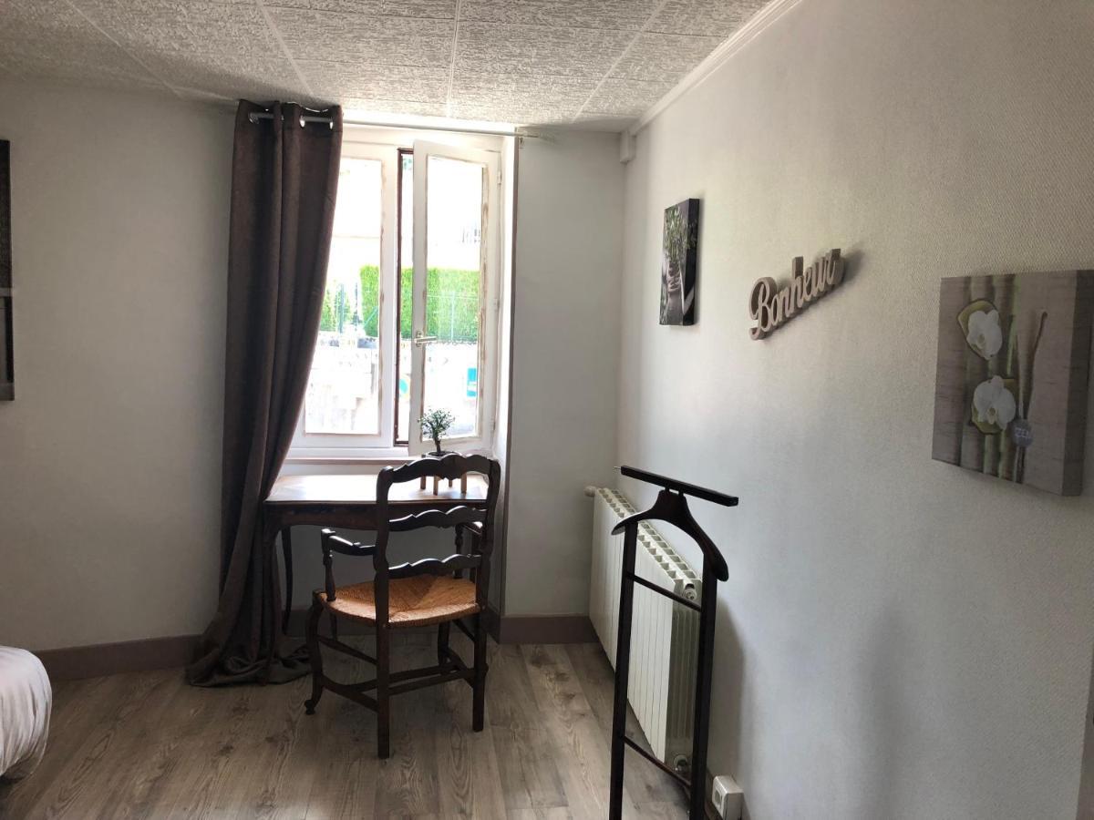 Chambre Bonheur Pugny-Chatenod Exterior foto